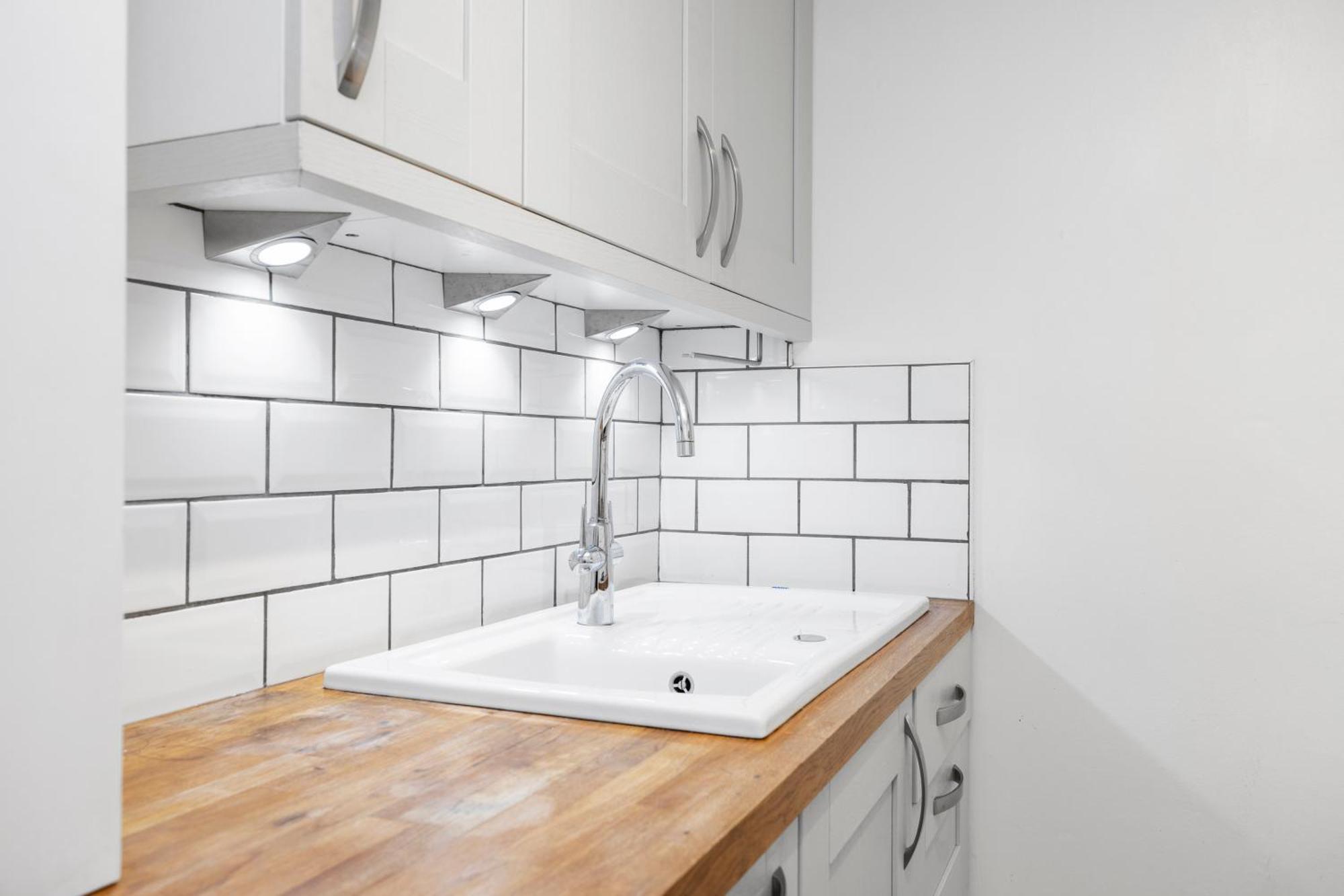 Апартаменты Joivy Modern Flat In City Centre - For Up To 3 Guests Эдинбург Экстерьер фото